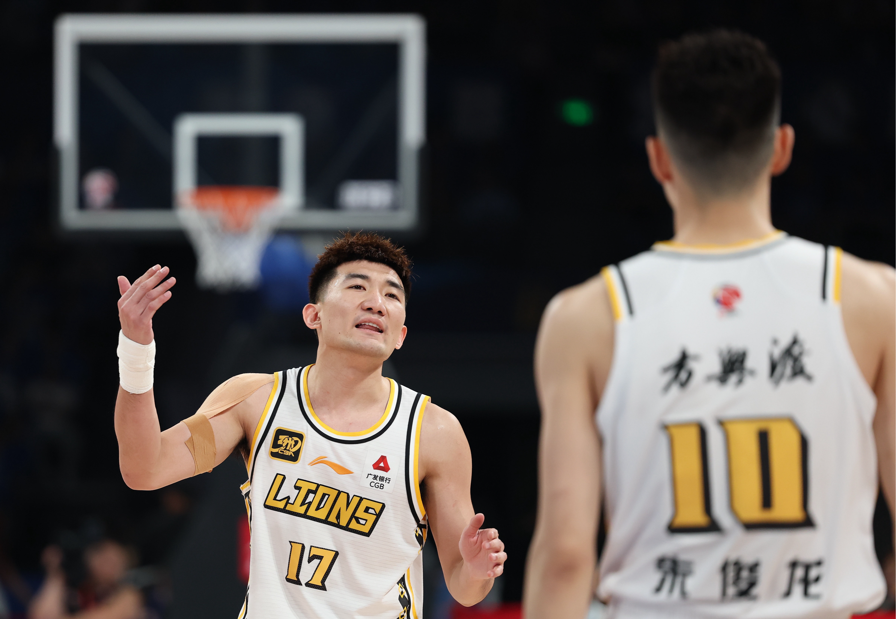 kaiyunapp-NBA常规赛转会期再迎强敌,辽宁本钢豪取连胜,主帅态度:信心回归,球队文化再被提及的简单介绍
